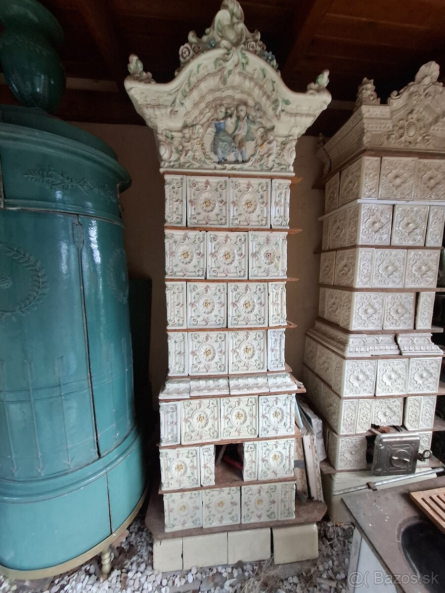 Kachlova pec starozitná, krásná - 12