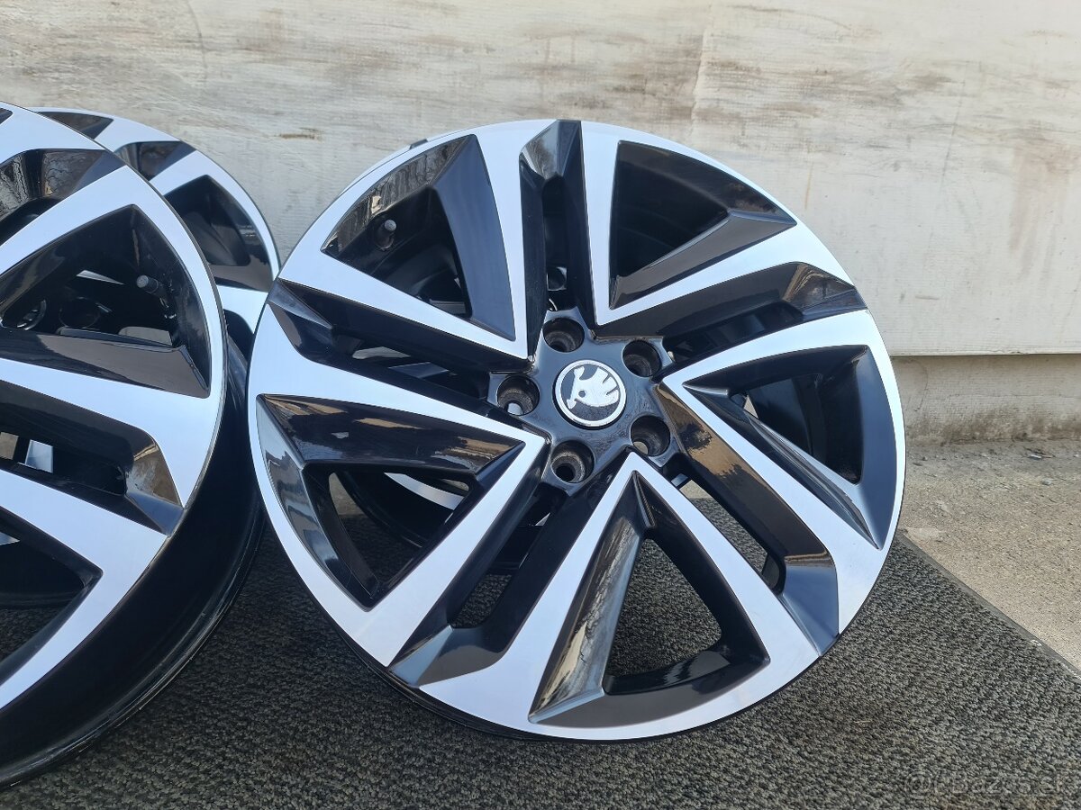 5X112 R18 ALU BIcolor 7,0J ET43 - 12