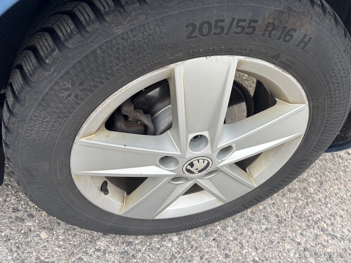 Škoda Octavia 3 2,0 TDI DSG 4x4 - 12