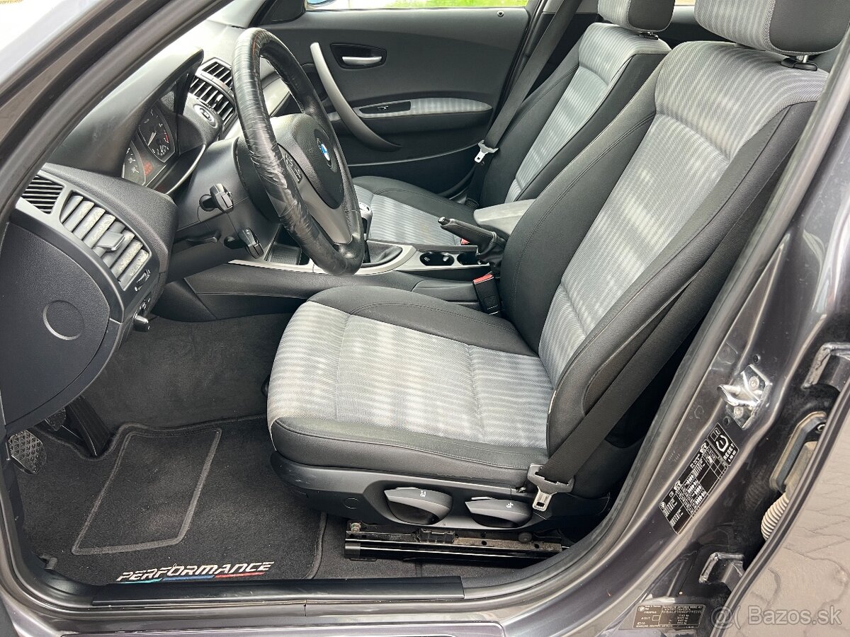 BMW 116I M PACKET 1.6 BENZÍN 85kW 5dv. HATCHBACK - 12