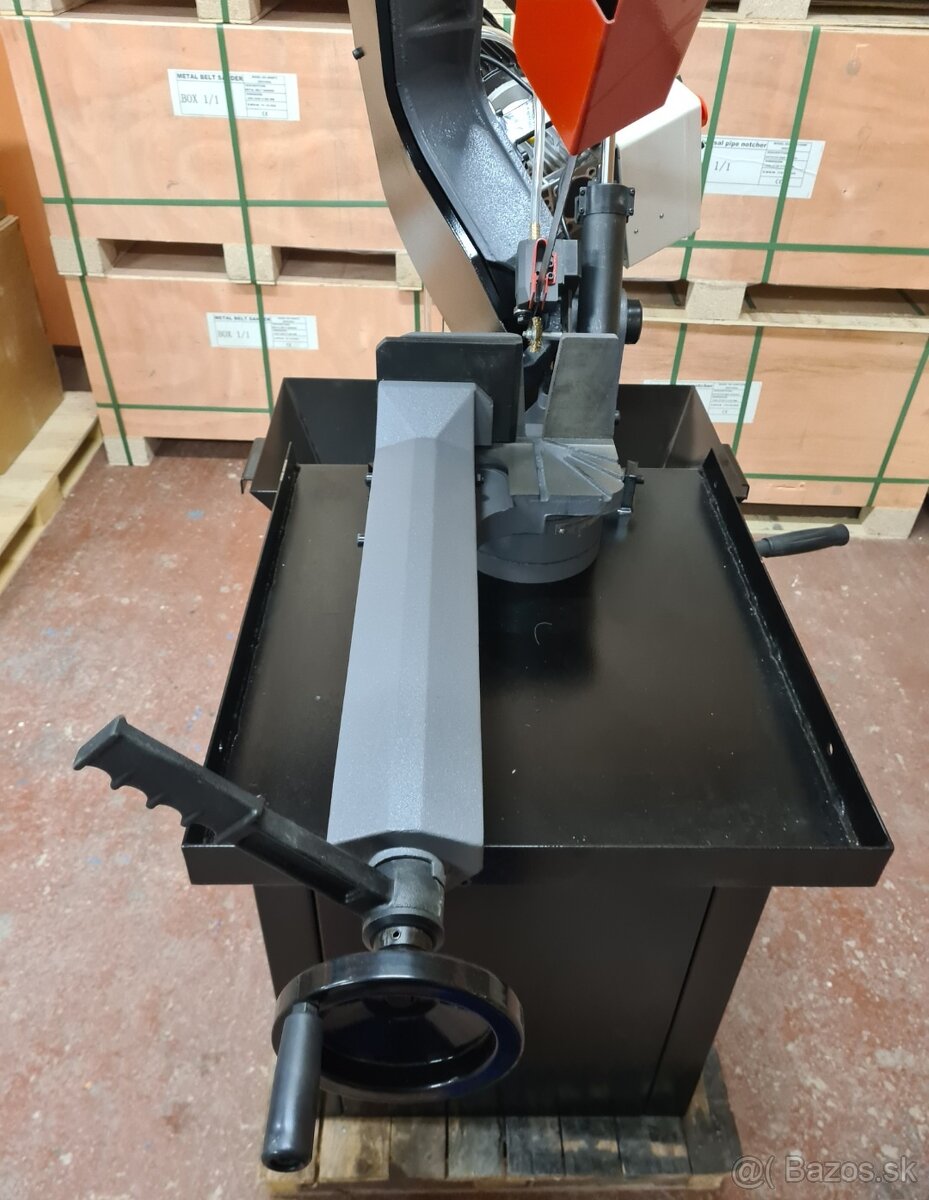 Pásová pila na kov s chladením - 12