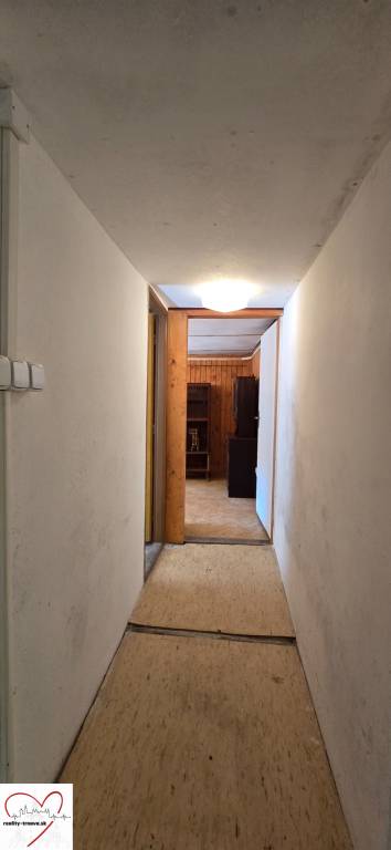 Murovaná chata pod lesom, Píla - 12