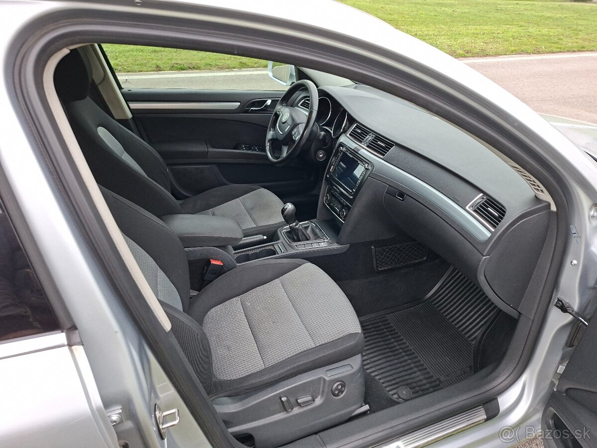 Škoda Superb 2.0 TDI - 12