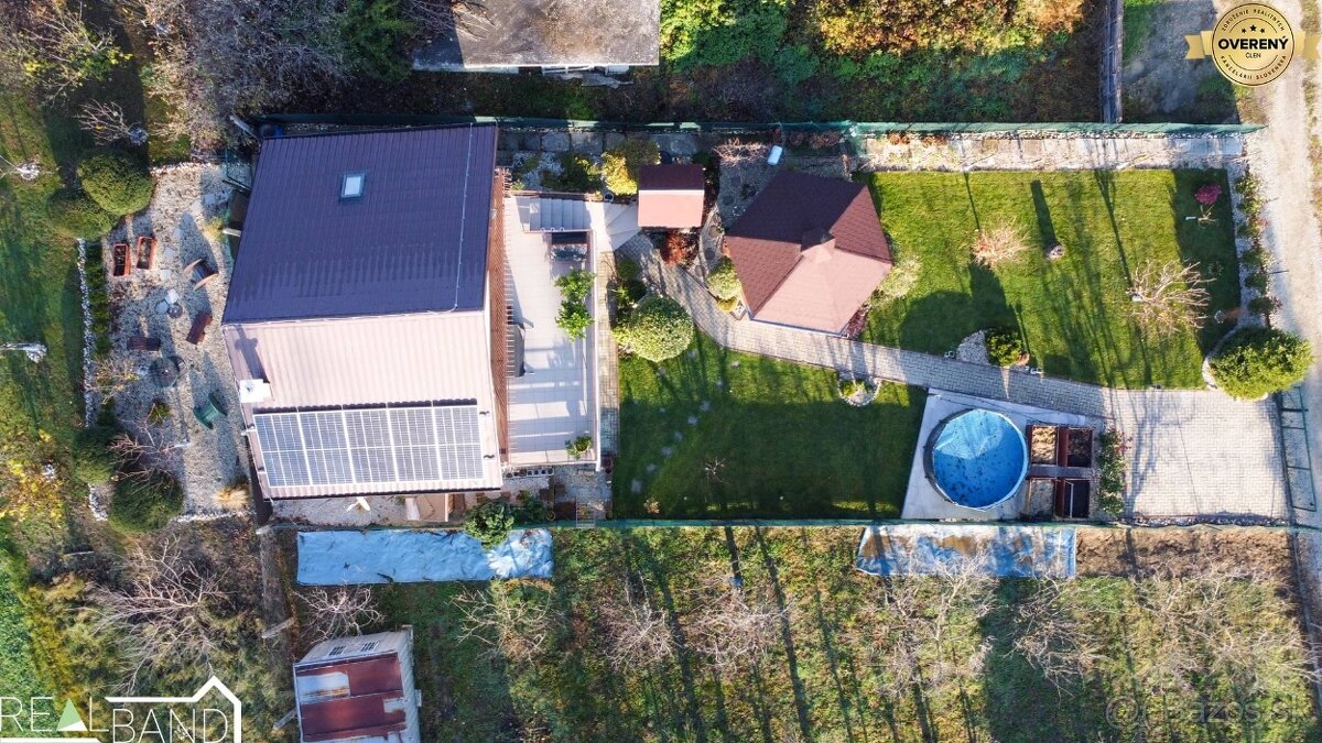 NA PREDAJ MODERNÁ REKREAČNÁ CHATA S FOTOVOLTIKOU – ŠTRKOVKA - 12