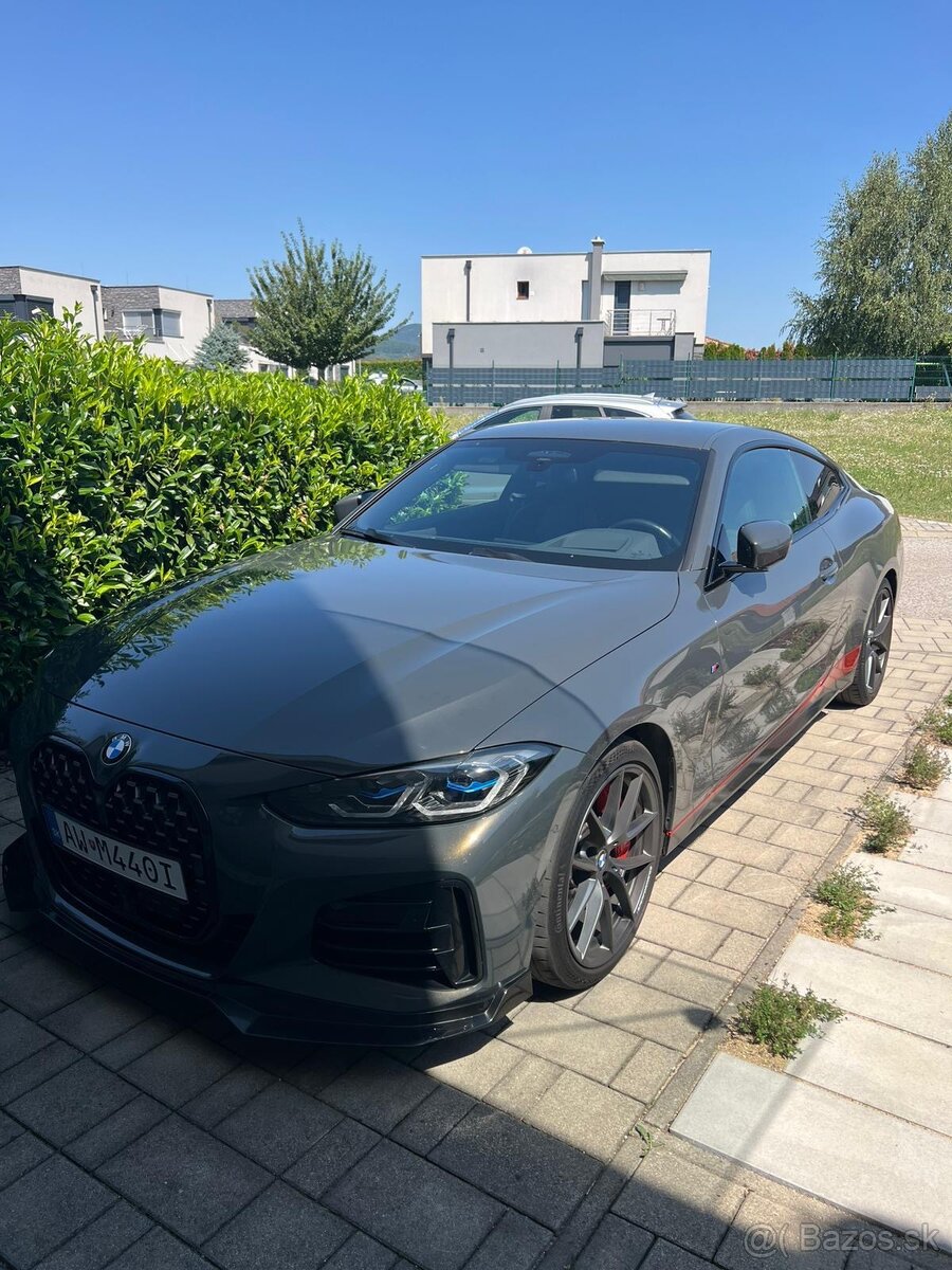 BMW M440i xDrive Coupe - 12