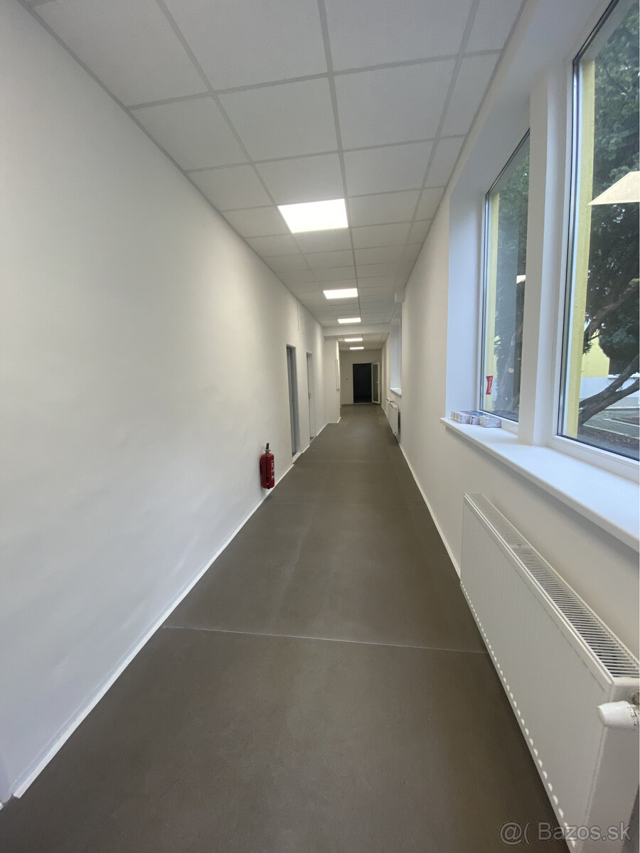 Polyfunkčná budova Petržalka - 12