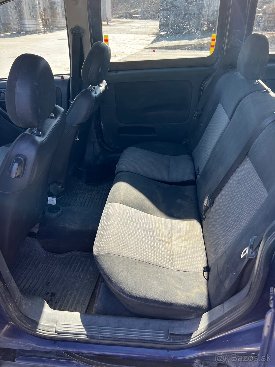 Opel combo 1.3 cdti - 12