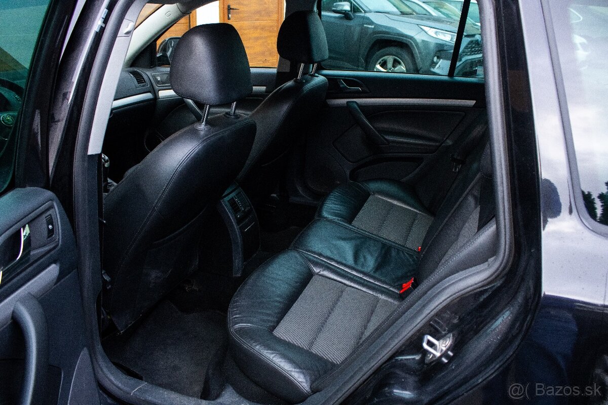 Škoda Octavia Combi 2011 1.6 TDI 77kW - 12