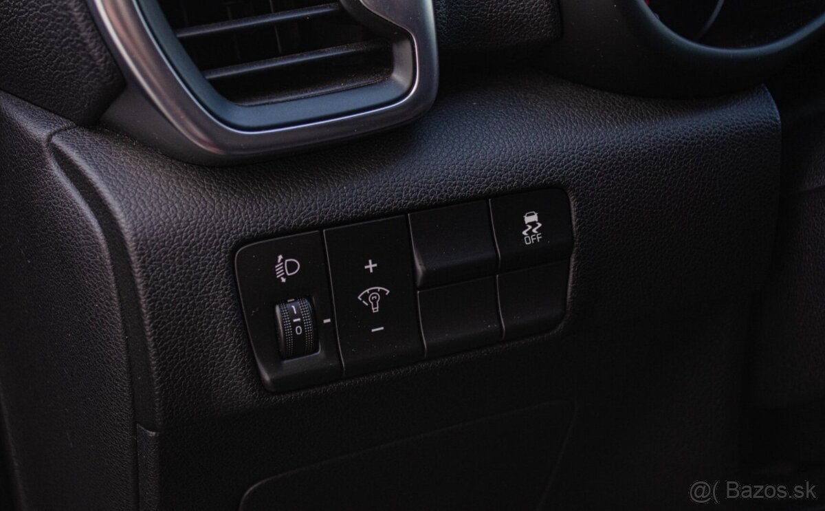 Kia Sportage 2.0 CRDi 4WD AT - 12