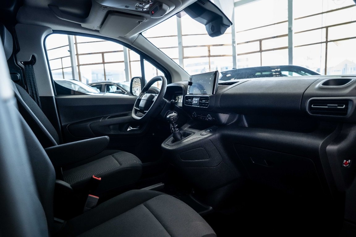 Opel Combo Van PLUS (L1) 1,5 CDTi 102k MT6 - 12