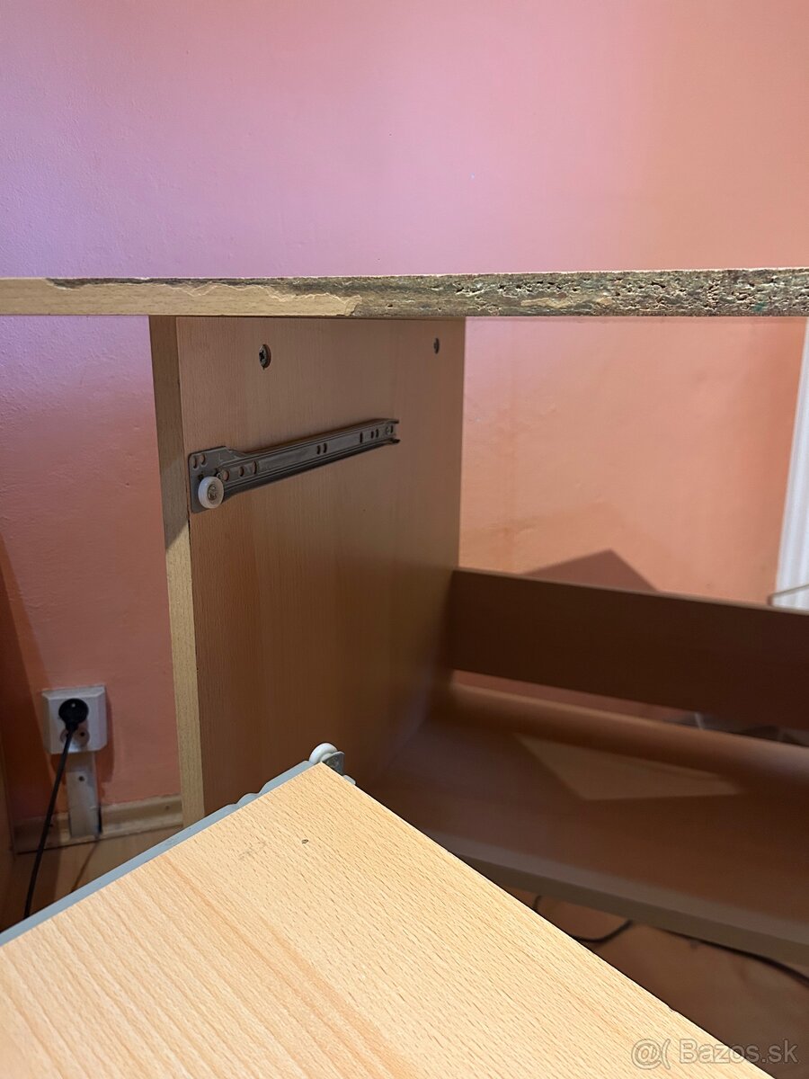 Rohový počítačový stôl - 12