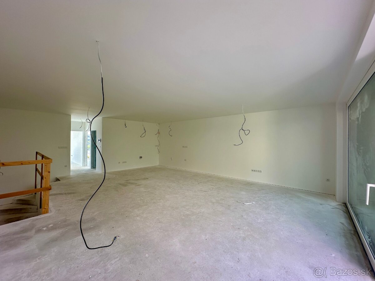 PREDAJ - Apartmán s terasou a parkovaním - Bojnice - 12