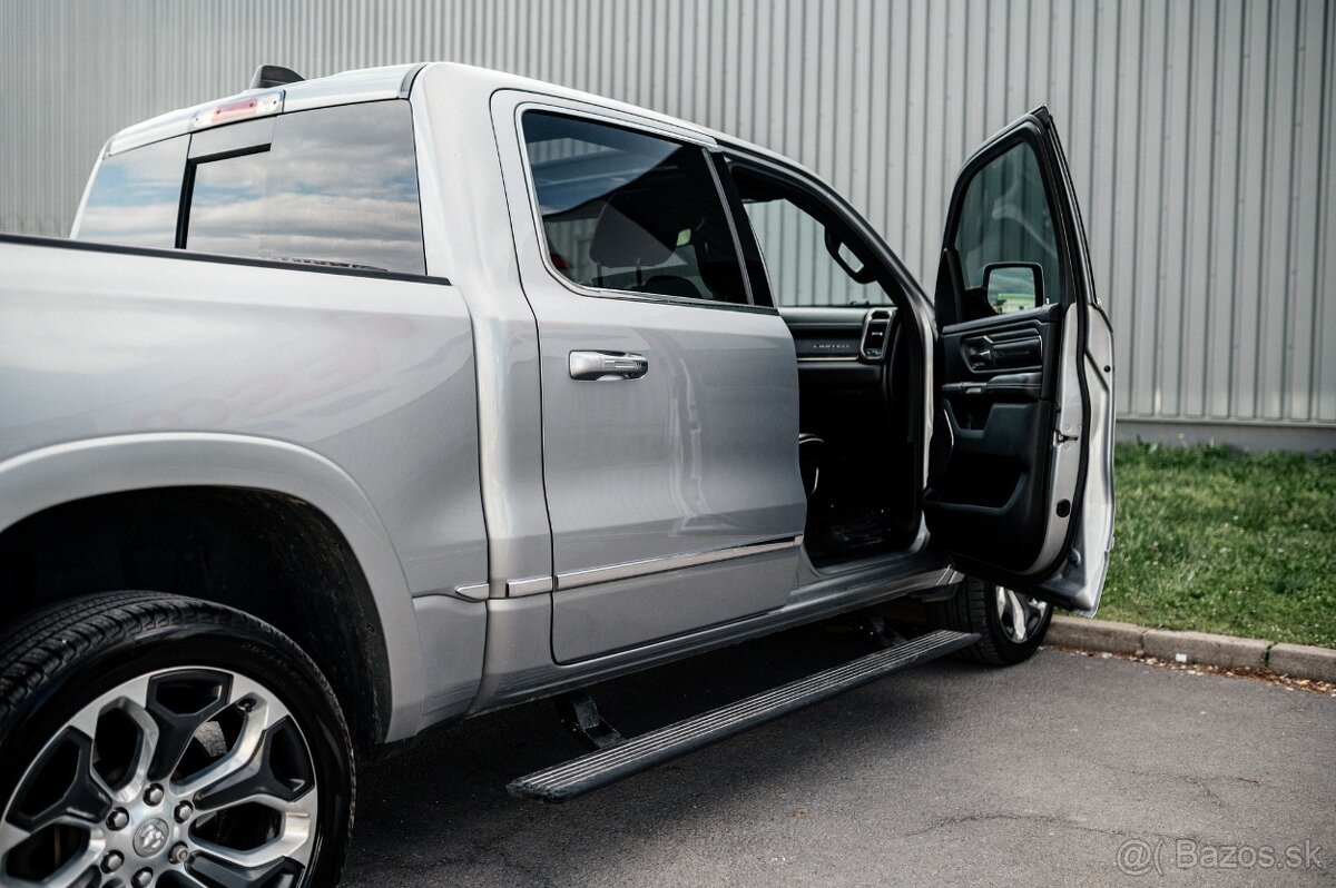 Dodge Ram 1500 5.7 HEMI LIMITED - 12