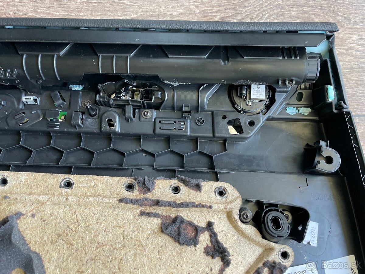 Výplne dverí Passat B8 - 12