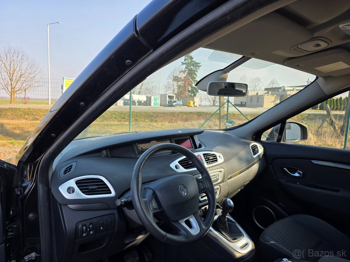 Renault Mégane Scénic 1.4 16V benzín - 12