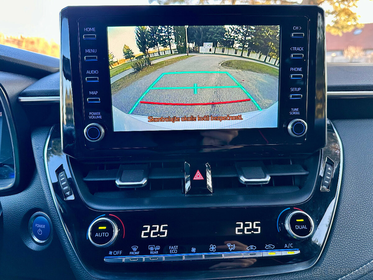 Toyota Corolla 2.0 Hybrid 112kW Style & Tech - 12