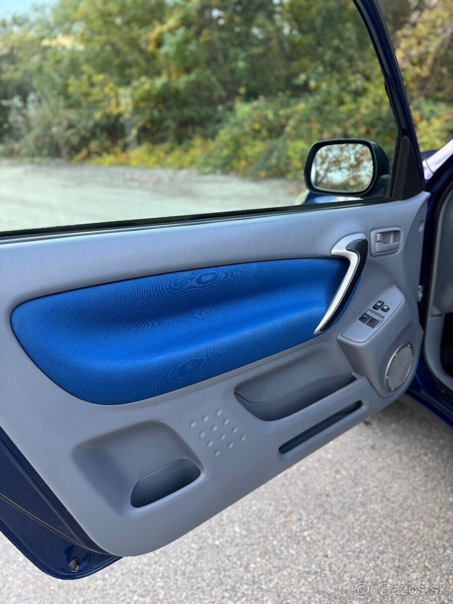 Toyota Rav4 2.0 D-4D - 12