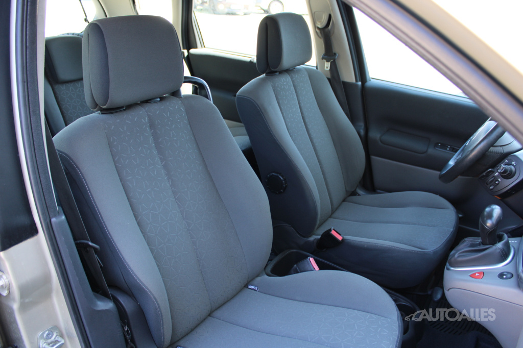 Renault Scénic 1,9 DCi 96 kW AUTOMAT - 12