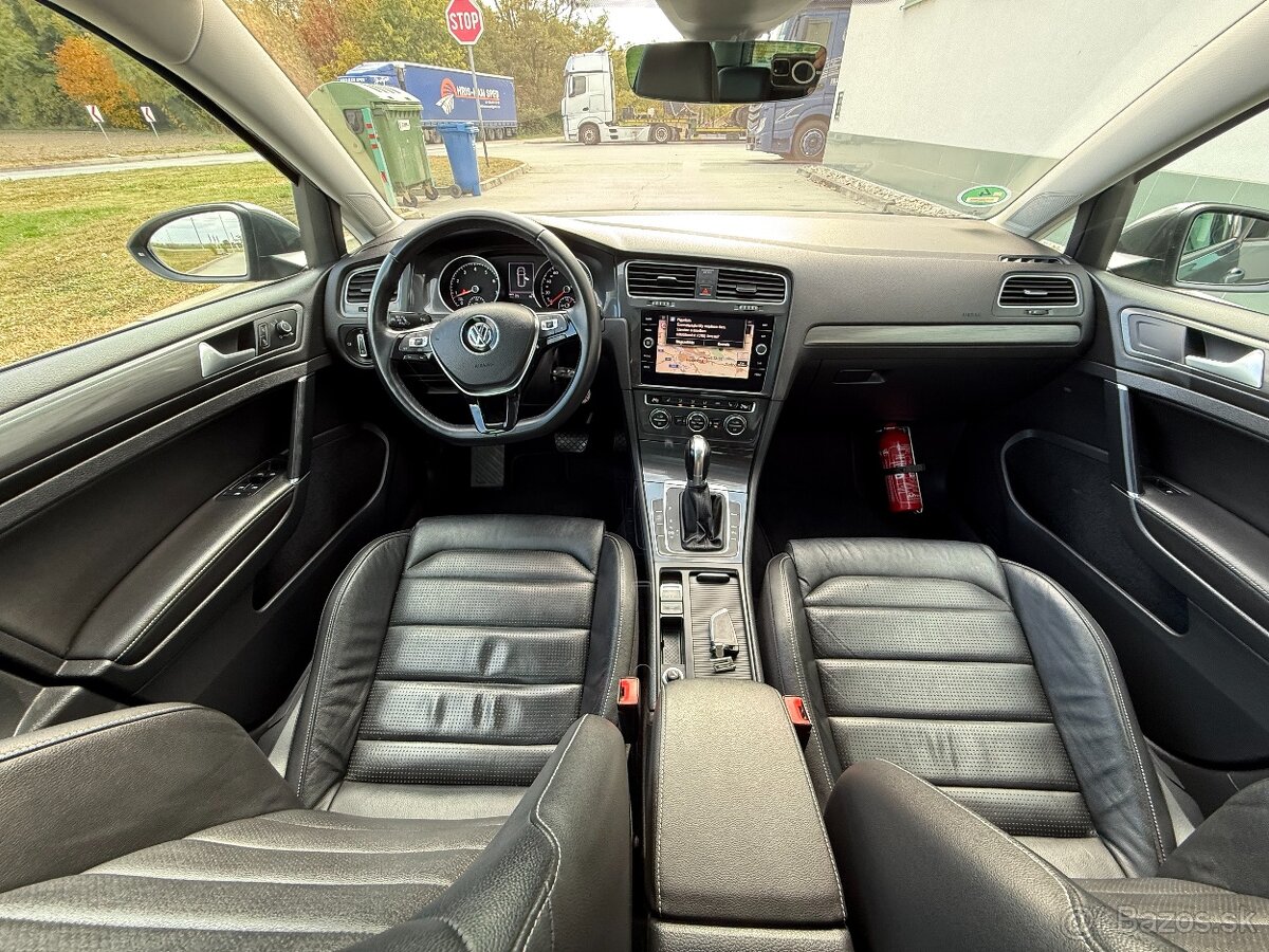 Volkswagen Golf Variant 1,4 TGi BMT Highline DSG7.110PS.Navy - 12