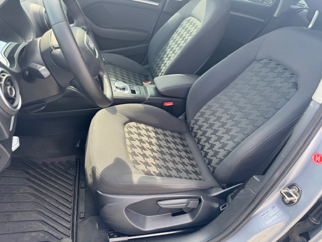 Audi A3 2.0 TDI Ambition quattro AKONTACIA OD 0% - 12