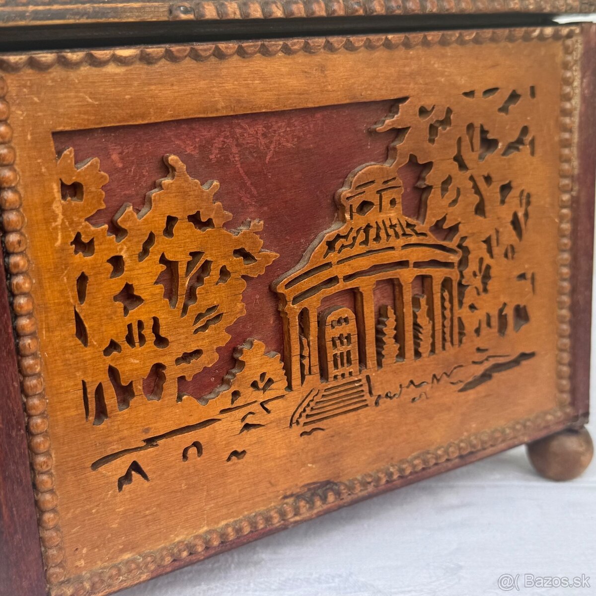 Starožitná velká dřevěná truhla na šití - 12