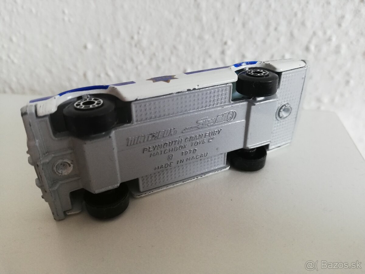 Matchbox Motorcity MC-13, Police set - 12