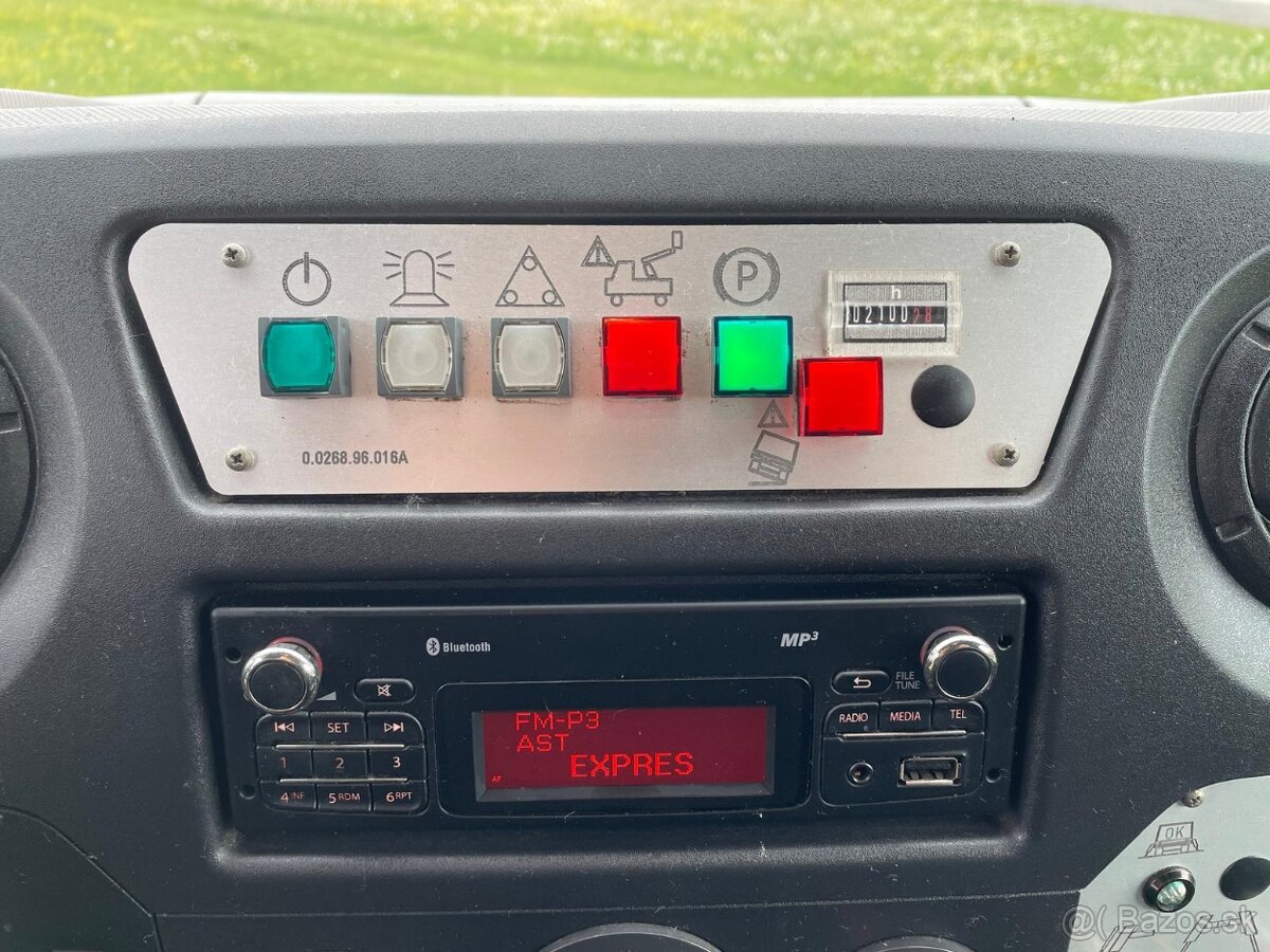 Plošina montážna 13,90 m pre 2 osoby - 12