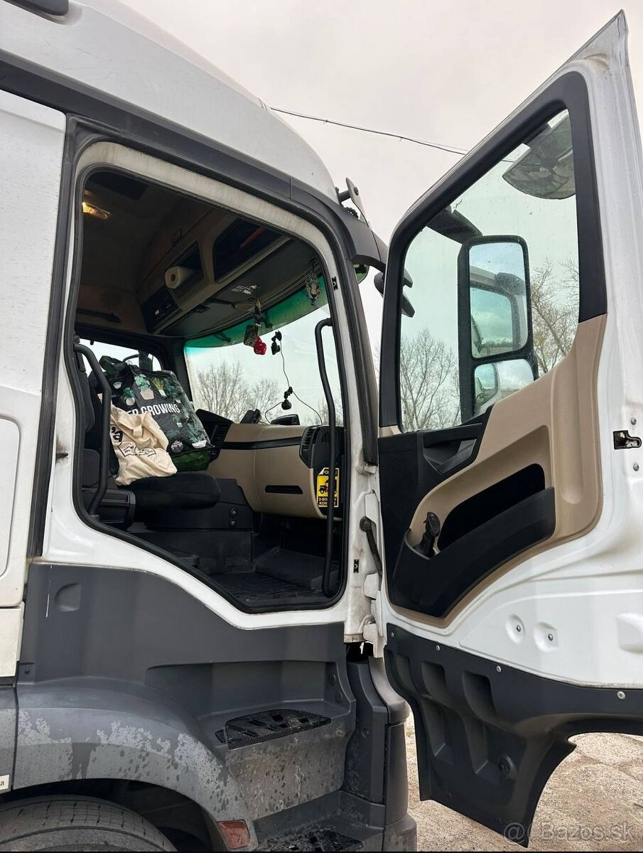 Mercedes-Benz Actros 1845 - 12