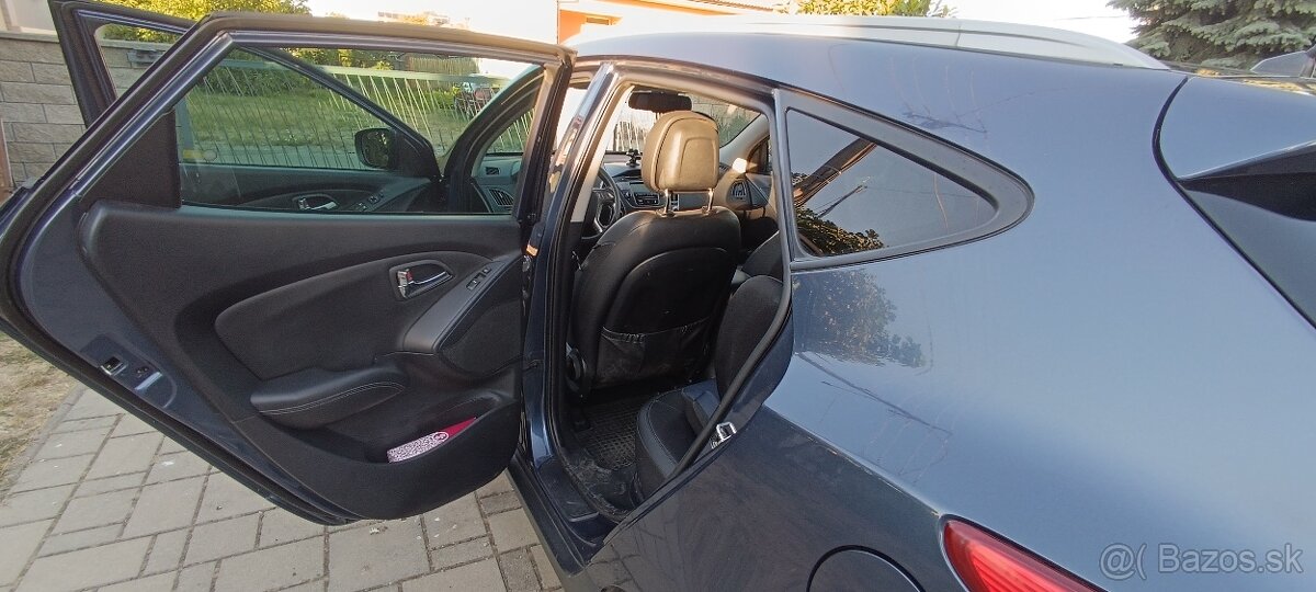 Hyundai ix35 - 12