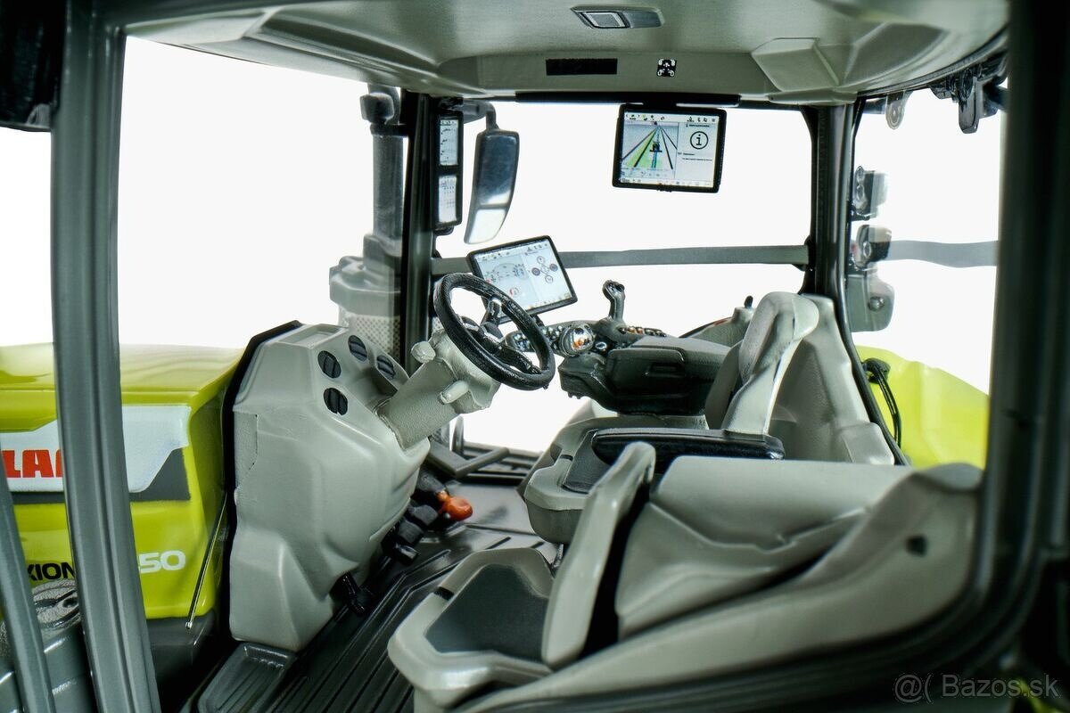 Modely traktorů Claas Axion 1:32 MarGe Models - 12