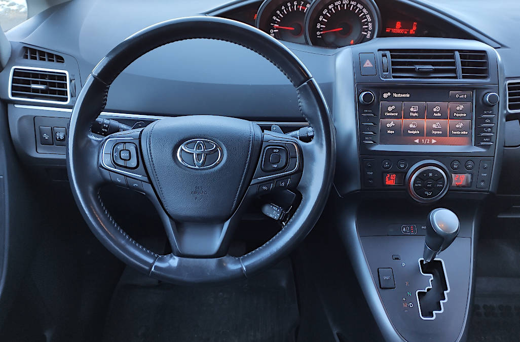 Toyota Verso 1.8 Active benzín CVT automat - 12