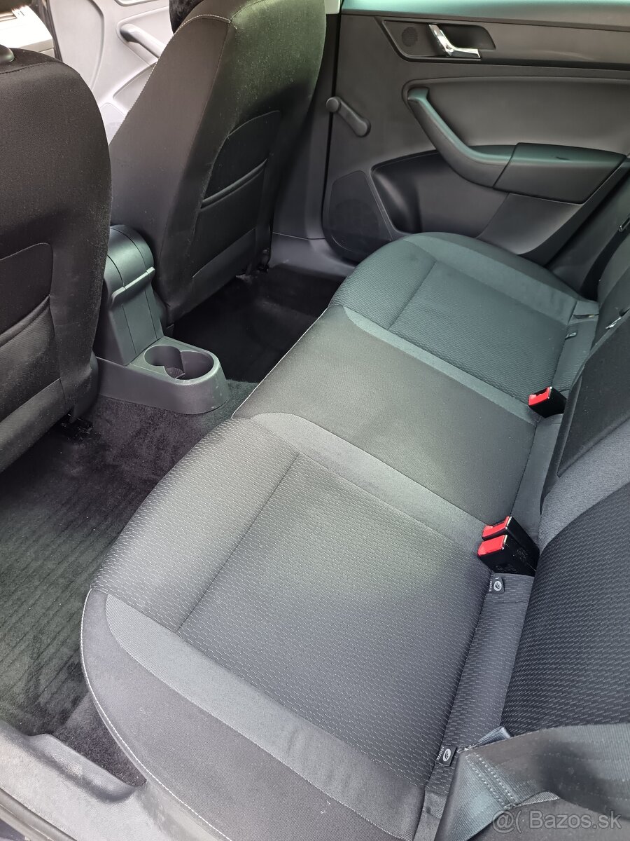 Škoda Rapid 1.2 TSI - 12