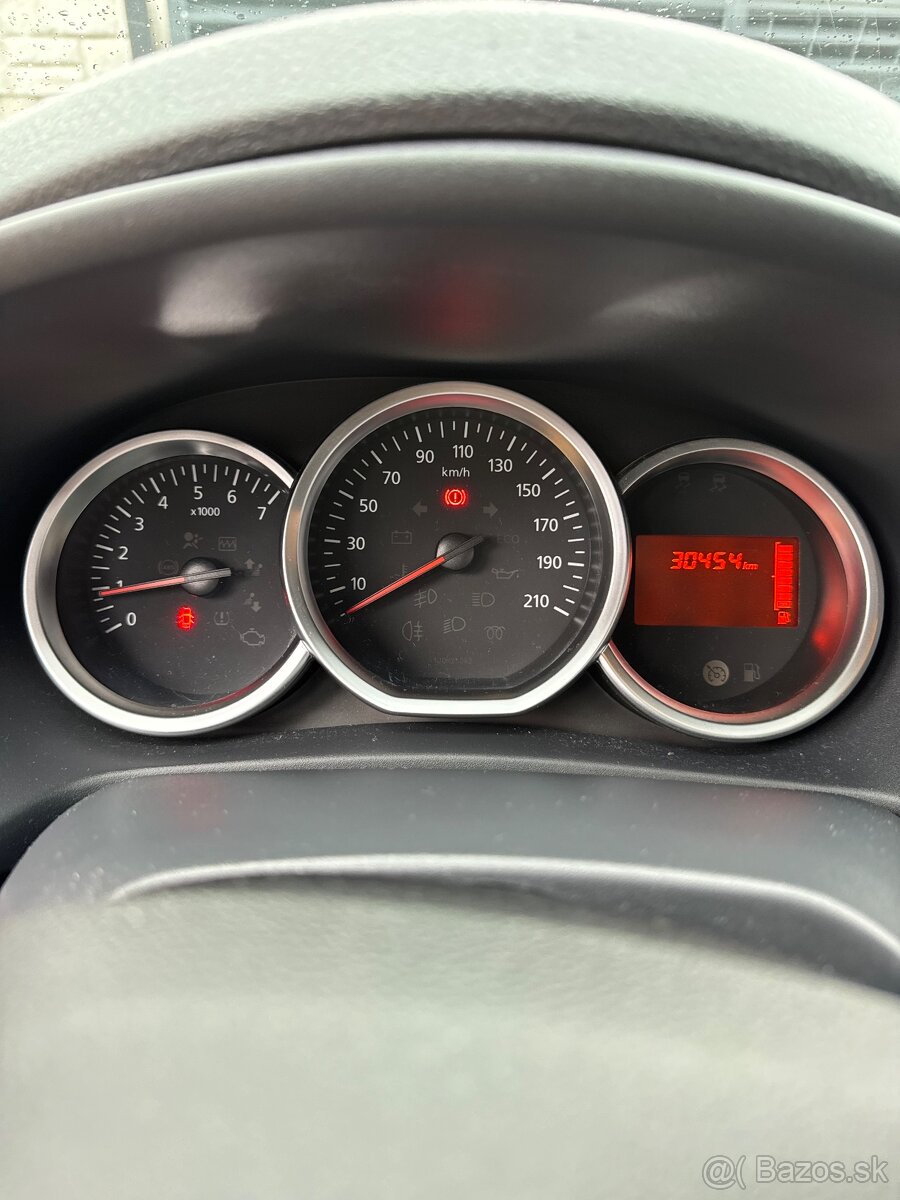 Dacia Sandero 1.2 r.v. 2017 - 12