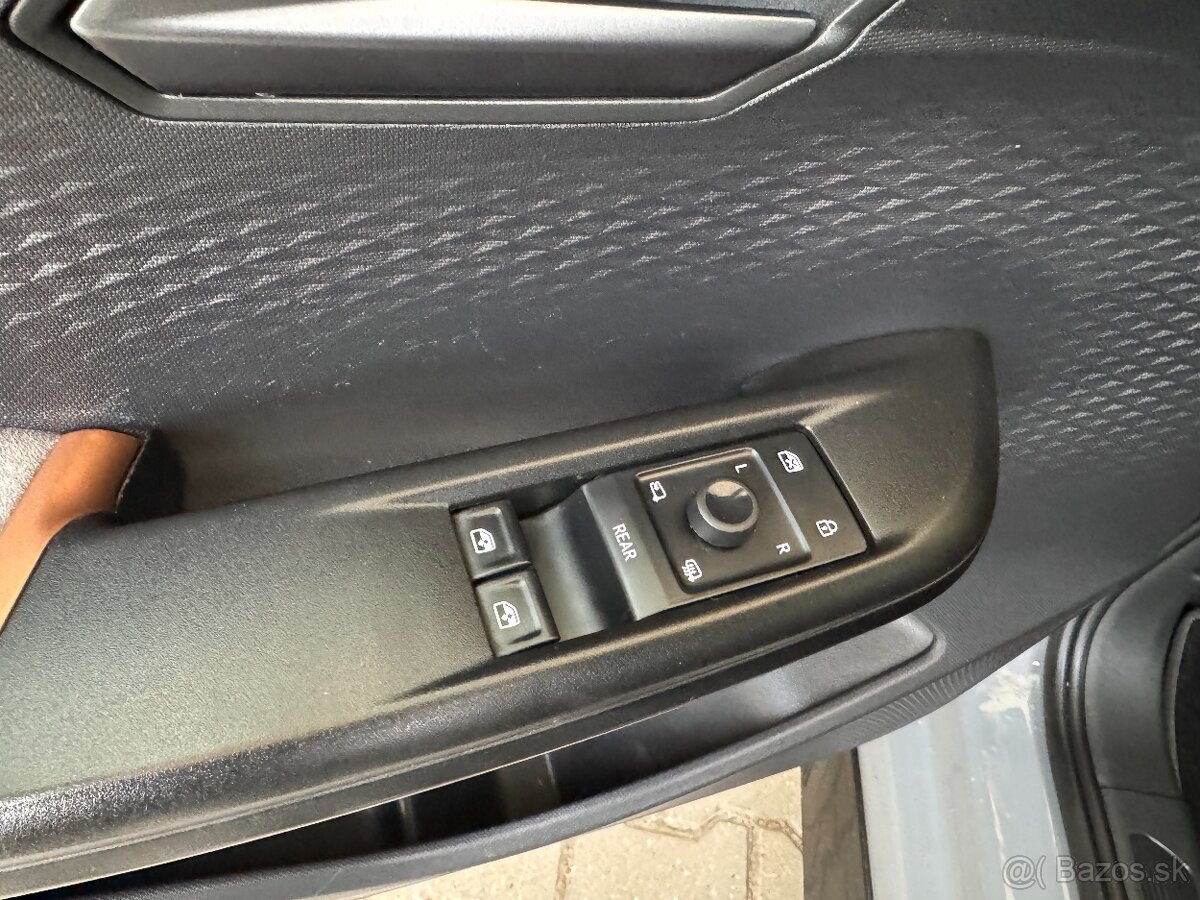 Cupra Born 204 PS - 12