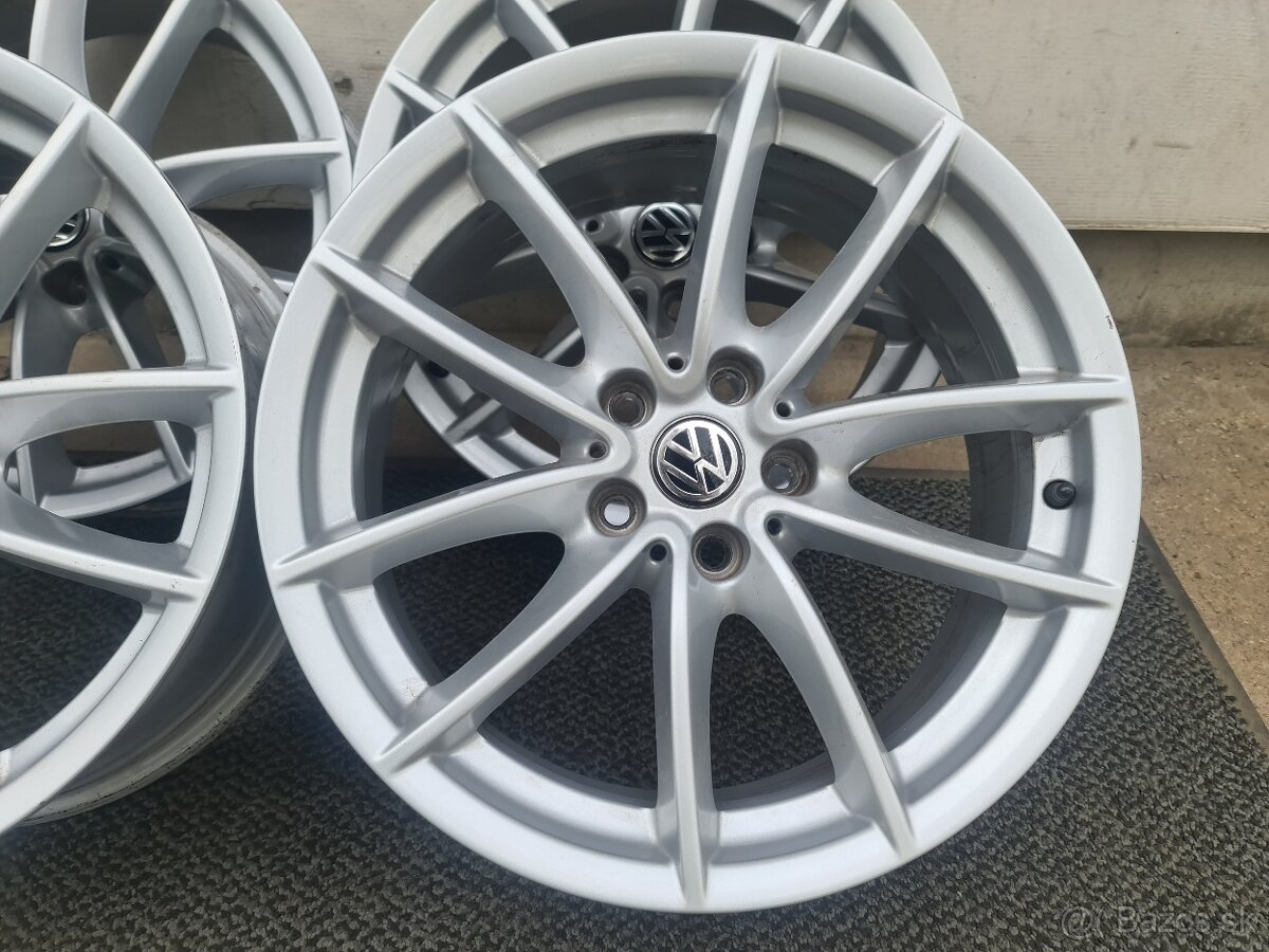 ALU DISKY 5X112 R18 7,0J ET22 - 12
