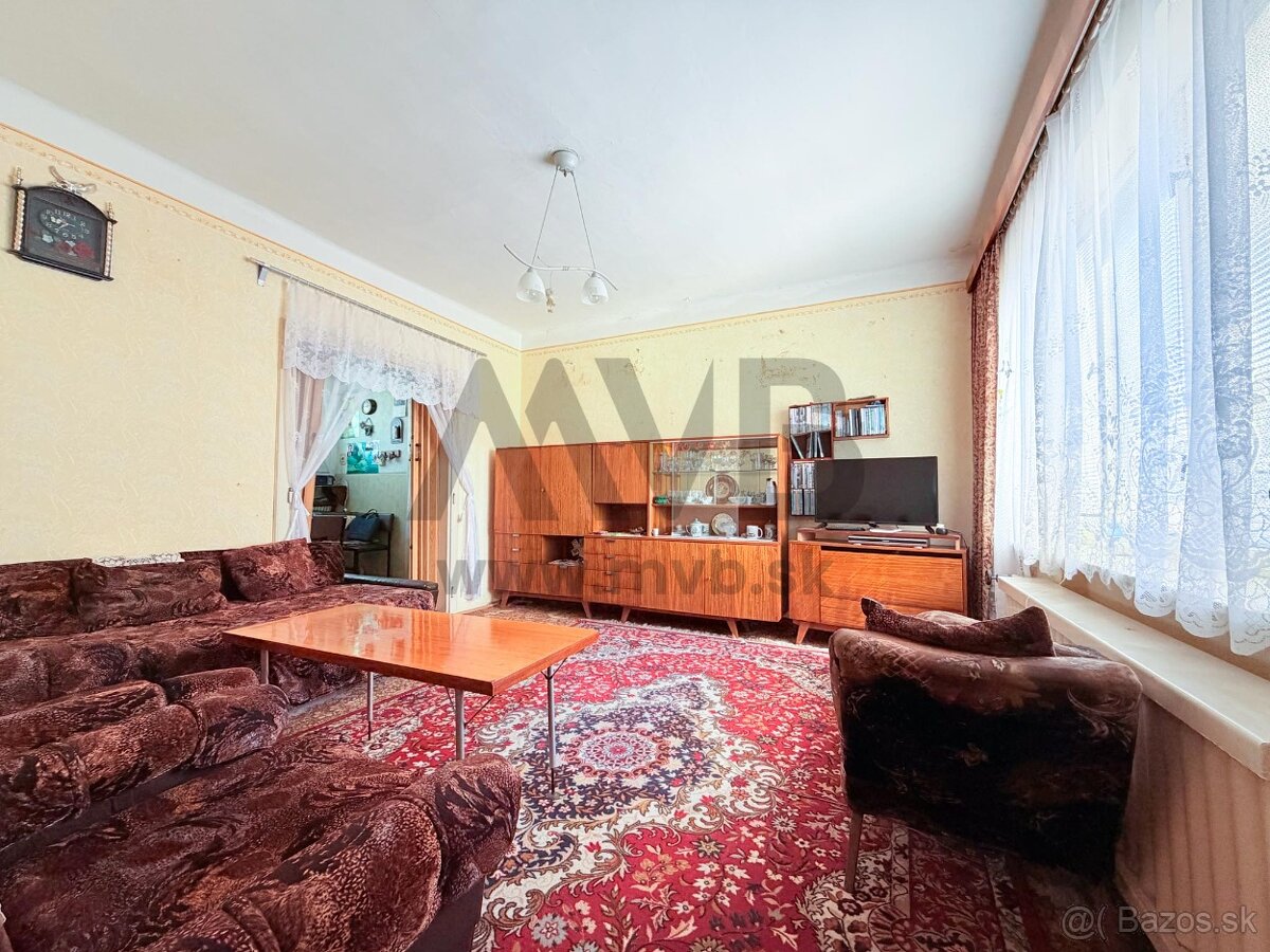 CENTRÁLNA POLOHA, OBROVSKÉ MOŽNOSTI, RODINNÝ DOM - 12