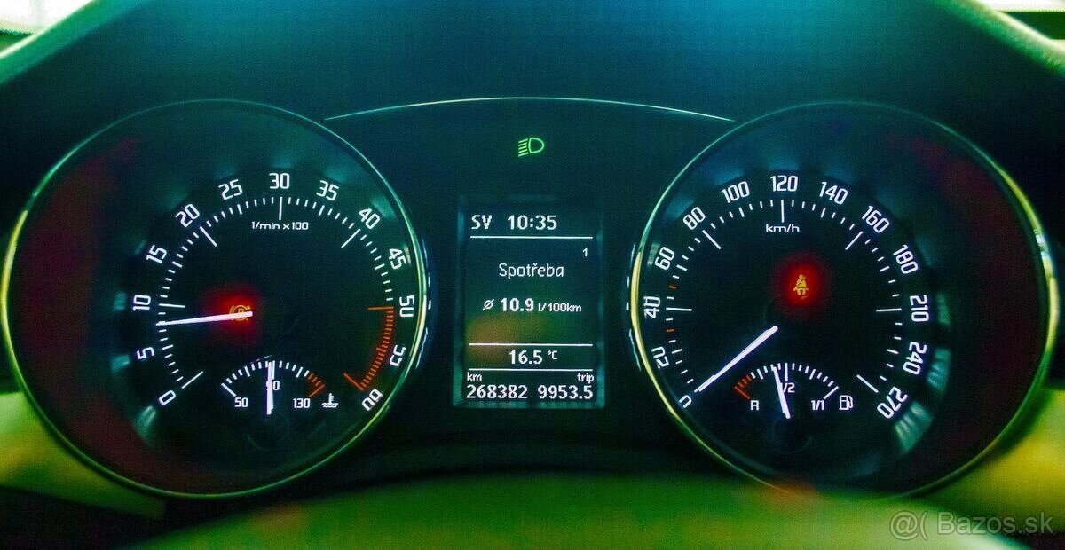 Škoda Superb Combi ambiente 2fl 3T 1.6 TDI - 12
