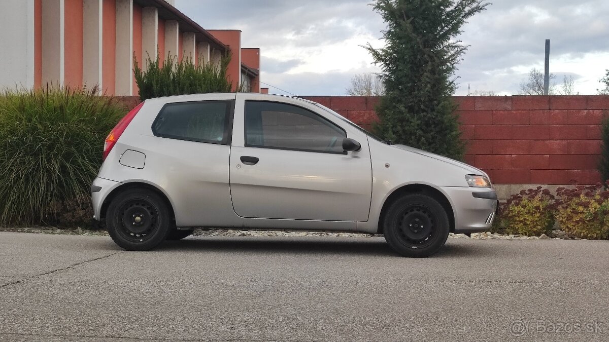 Fiat Punto 2003 1.2 16V 80hp - 12