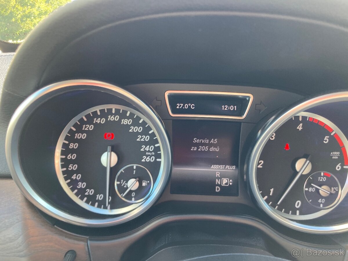 Mercedes ML W166 - 12