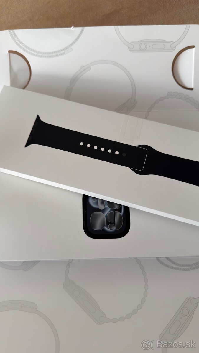 Apple Watch Series 11 46mm GPS - 12