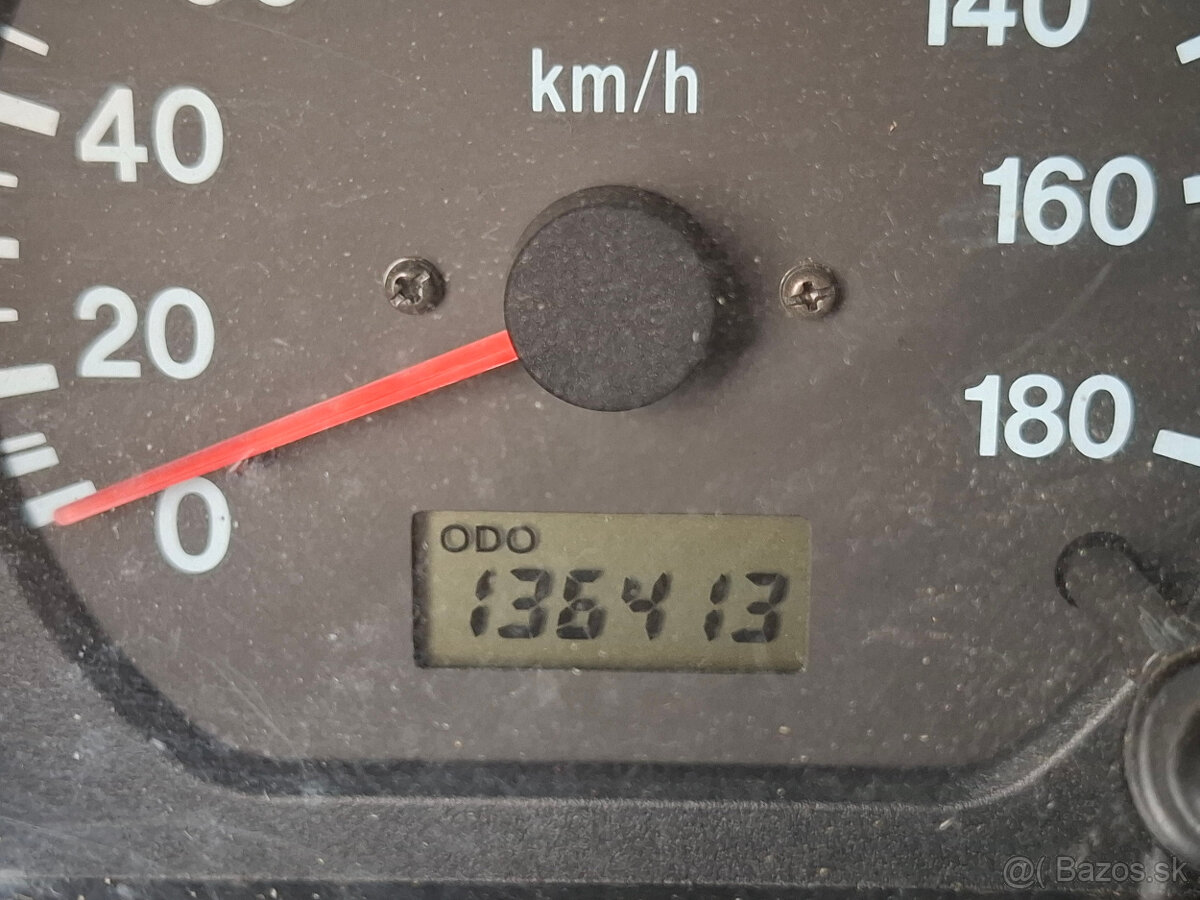 SUZUKI JIMNY 4x4 1,3 benzín r.v. 2004 - 12