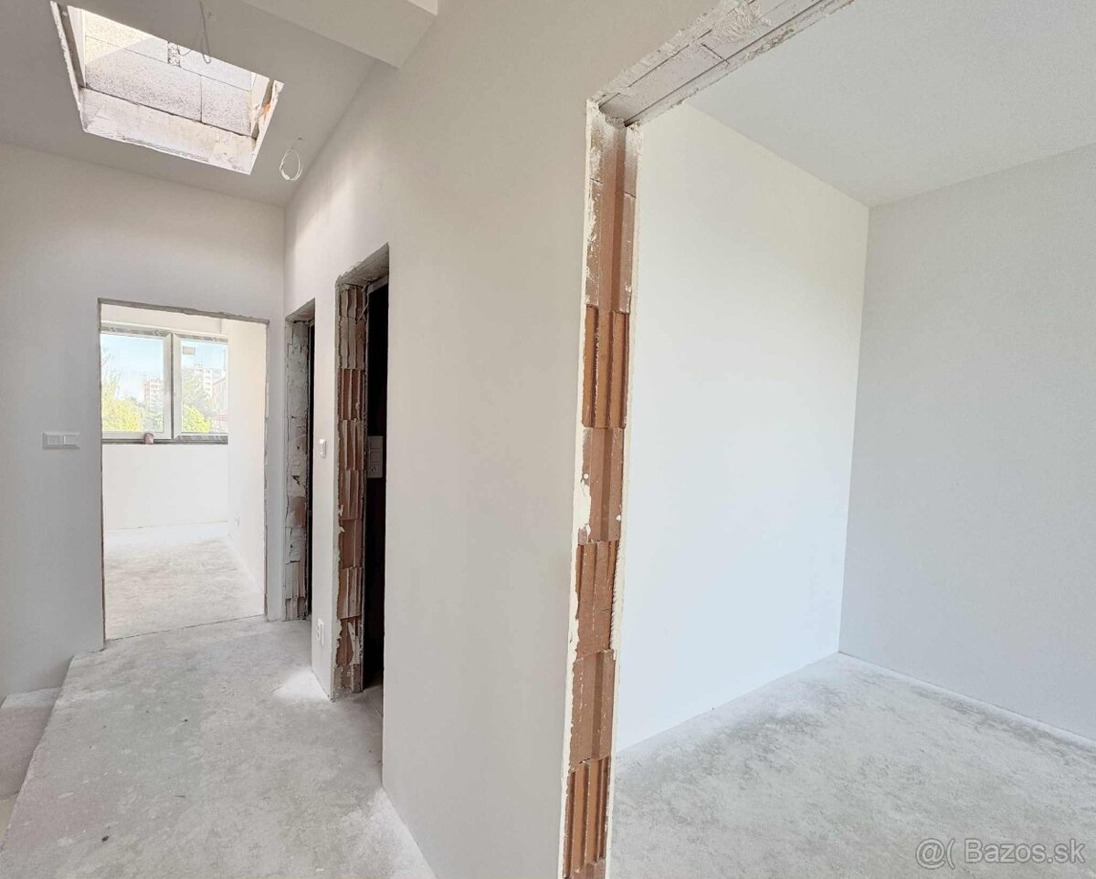 LUNA | RODINNÝ DOM č. 2 s garážou, výhľady na Vysoké Tatry - 12