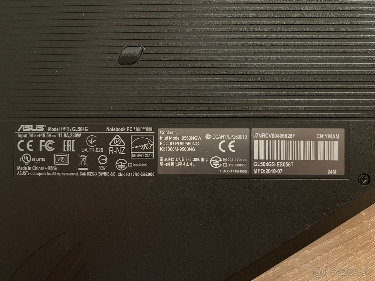 Herný notebook ASUS ROG STRIX SCAR II GL504GS - 12