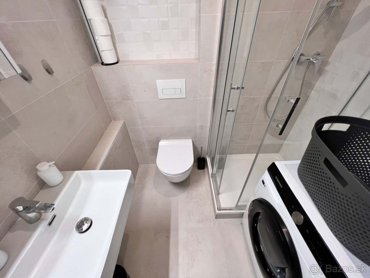 Newly renovated 1.5-room apartment – Krivá Street, walking d - 12