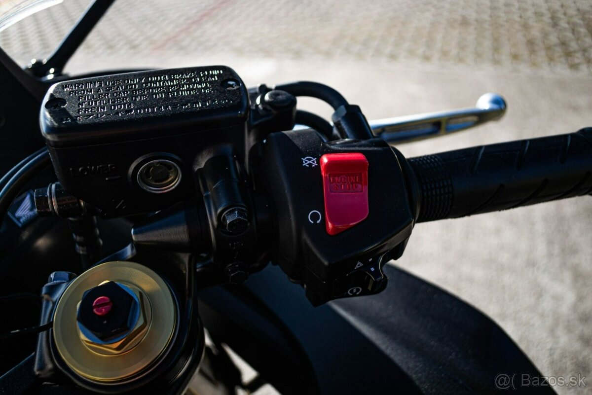 Honda CBR 600 F - 12