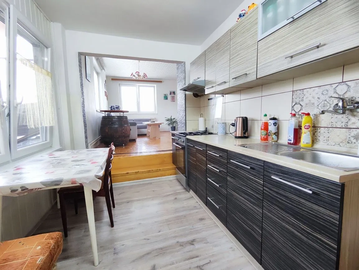 Priestranný rodinný dom - 12