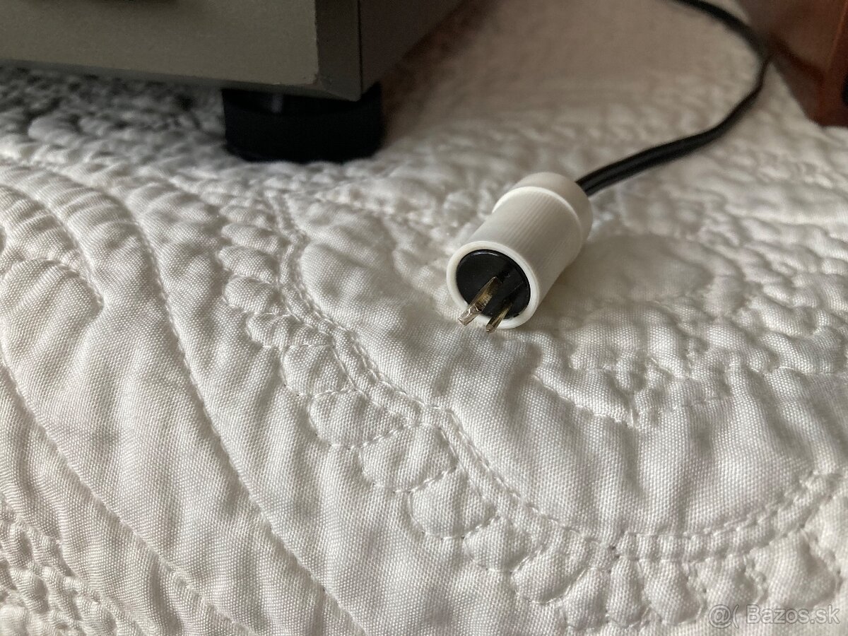 ZREPASOVANÝ gramofón TESLA NZC 300 - 12