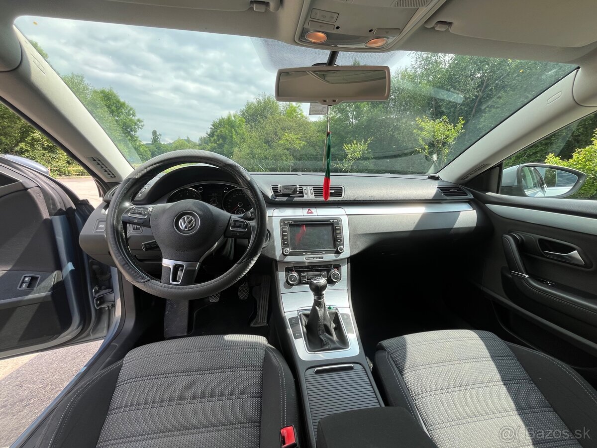 Volkswagen Passat CC - 12