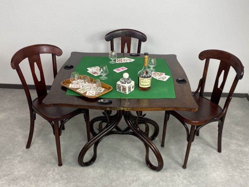 Výklopný kartový stolík Thonet - 12