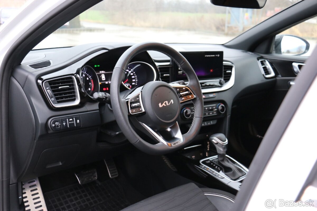 Kia Ceed 1.5 T-GDi GT-Line A/T - 12